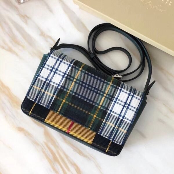 40767831 Burberry Vintage Check and Leather Wallet Backpack Green